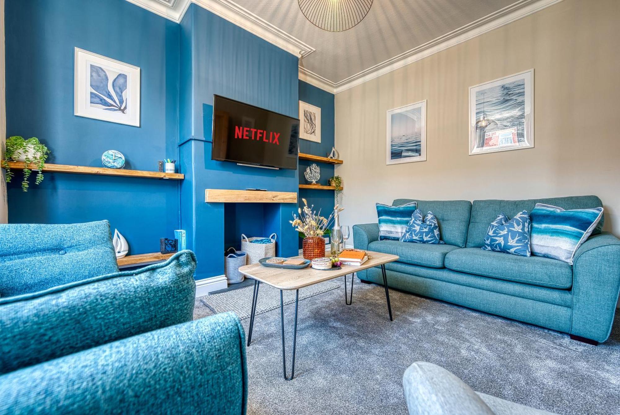2 Bedrooms Modern, Stunning & Stylish Contractor House, Prime Portsmouth Location With Free Parking Permit, Summer Special Offer!! - By Blue Puffin Stays Εξωτερικό φωτογραφία