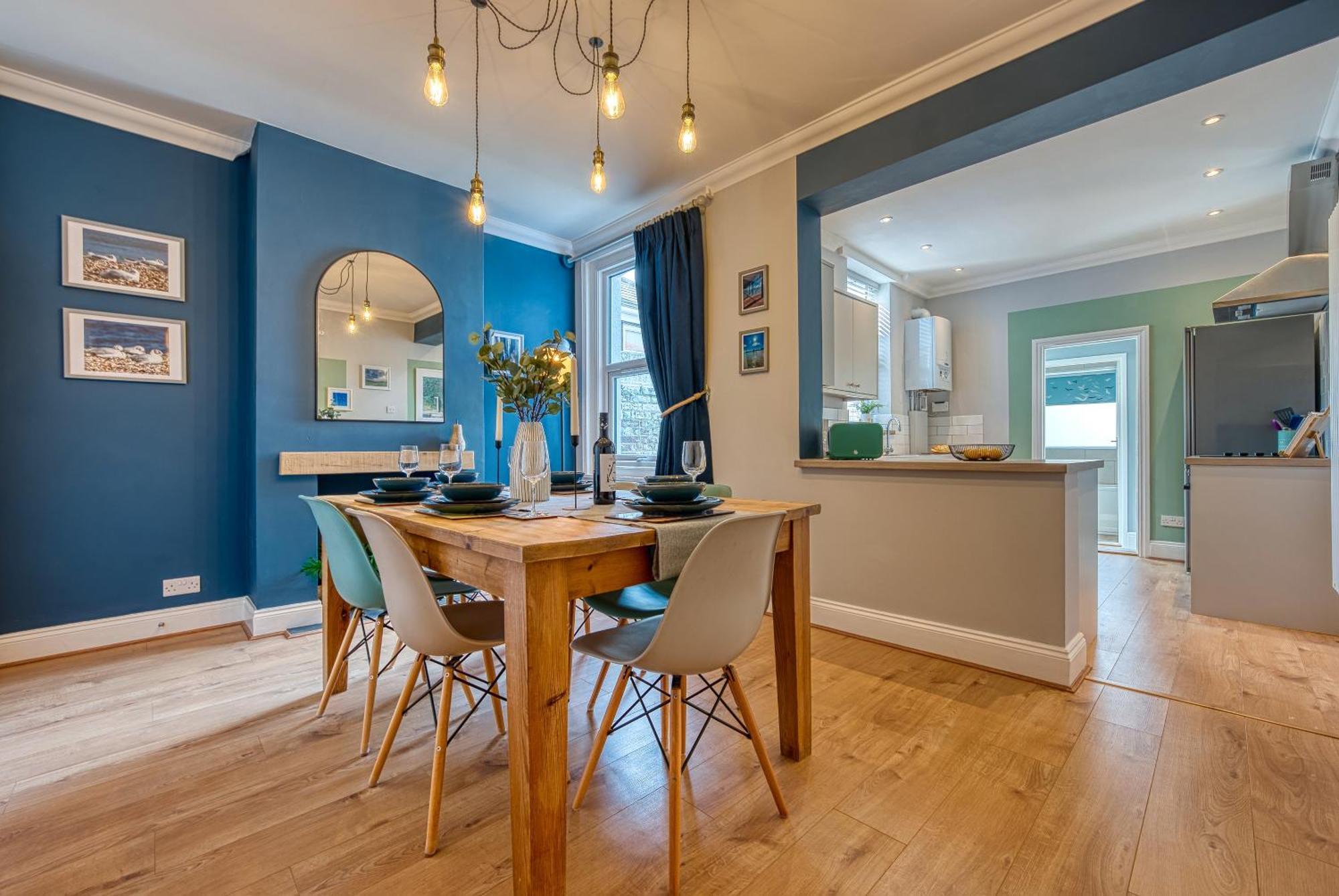 2 Bedrooms Modern, Stunning & Stylish Contractor House, Prime Portsmouth Location With Free Parking Permit, Summer Special Offer!! - By Blue Puffin Stays Εξωτερικό φωτογραφία