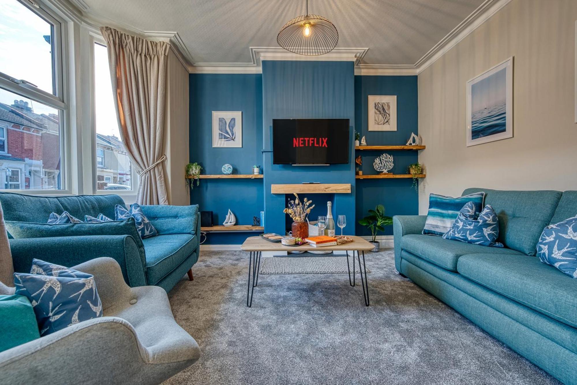 2 Bedrooms Modern, Stunning & Stylish Contractor House, Prime Portsmouth Location With Free Parking Permit, Summer Special Offer!! - By Blue Puffin Stays Εξωτερικό φωτογραφία